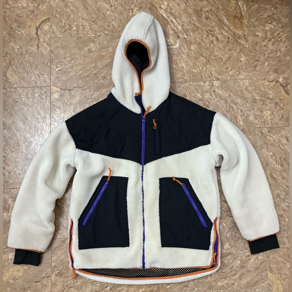 Sherpa zip up